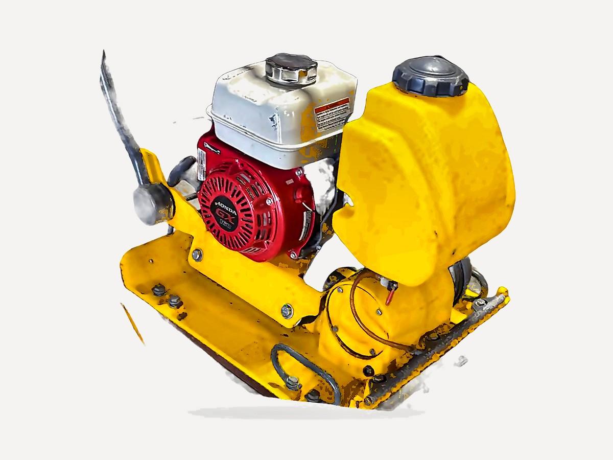 Honda gas engine and water tank on a 20 in forward plate compactor
