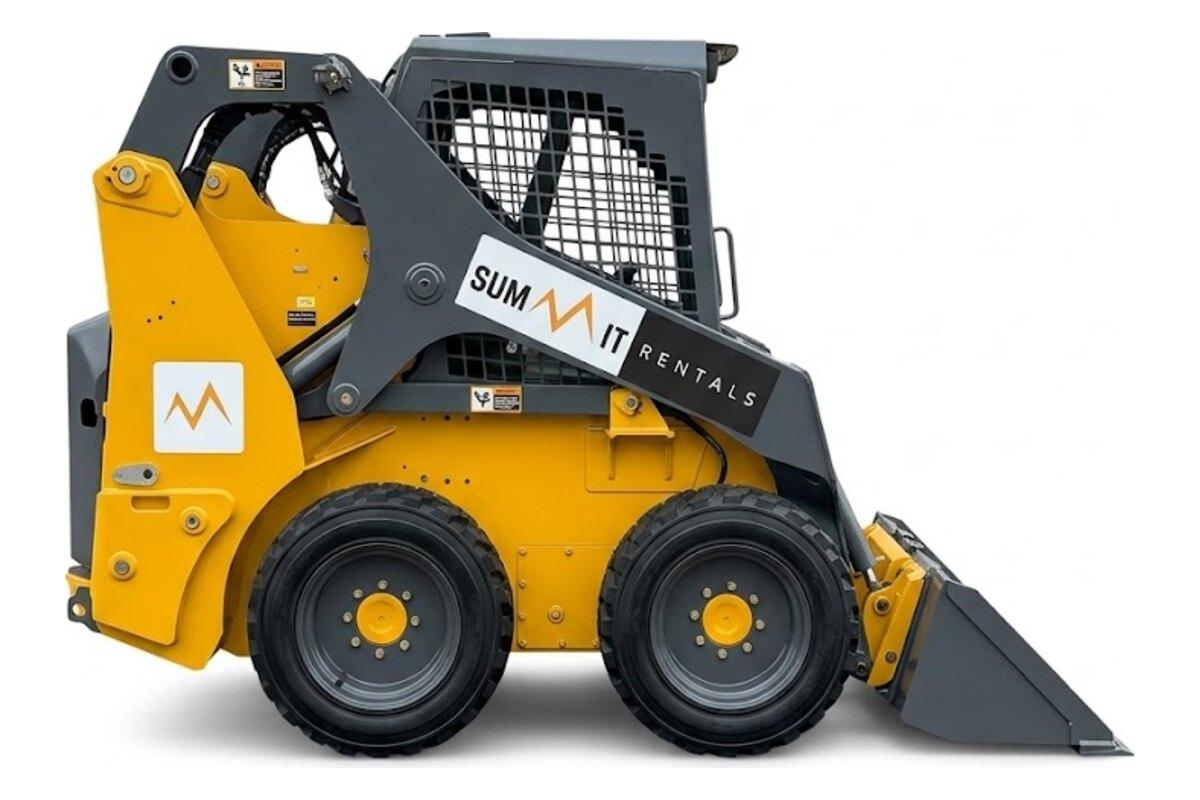 Summit Rentals John Deere 318G skid steer with a 65 in bucket for rent in Phoenix, AZ, with 1,945 lb rated capacity