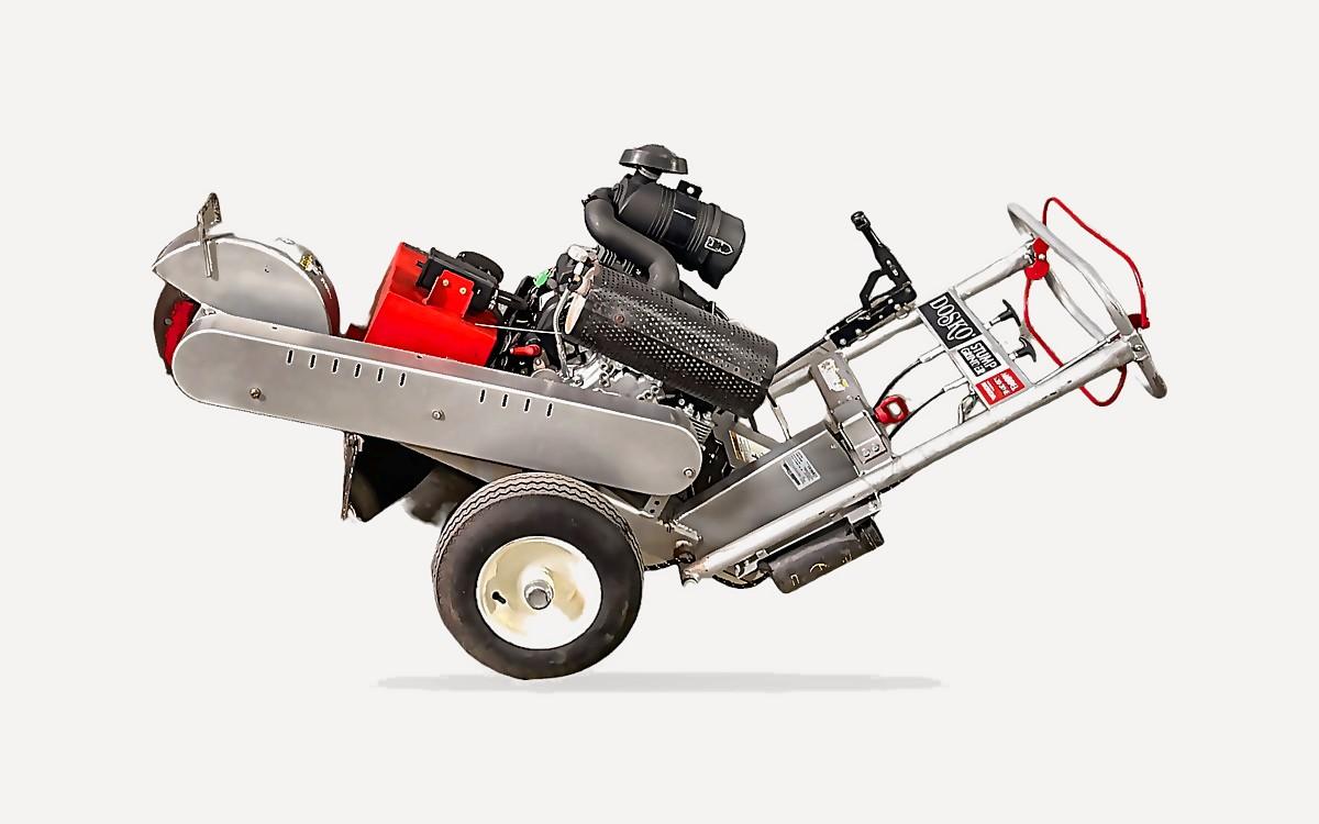Dosko 620-20HE stump grinder on a Phoenix job site