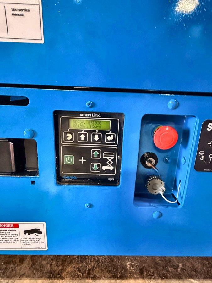 2021 Genie GS-1930 19 ft electric scissor lift for sale in Phoenix, AZ, photo 8