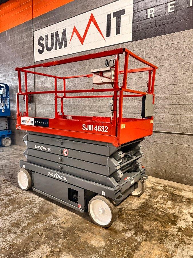 2016 Skyjack SJIII 4632 32 ft electric scissor lift for sale in Phoenix, AZ, photo 3