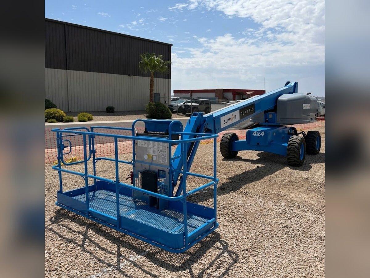 Summit Rentals Genie S-40 40 ft straight boom lift delivered to an industrial building site in Chandler, AZ